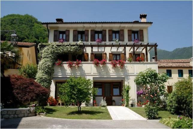 B&B Ernestina Miane Exterior photo